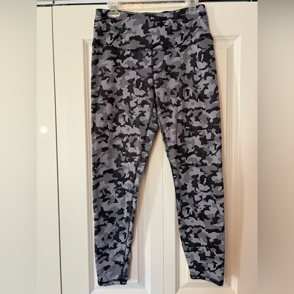 Spyder women’s leggings. Size large.